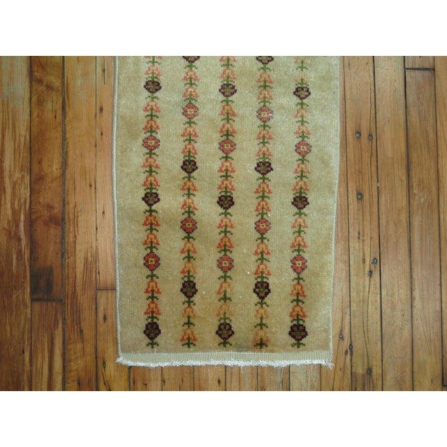Vintage Turkish Konya Runner - 1'4" x 4'6" For Sale In New York - Image 6 of 6