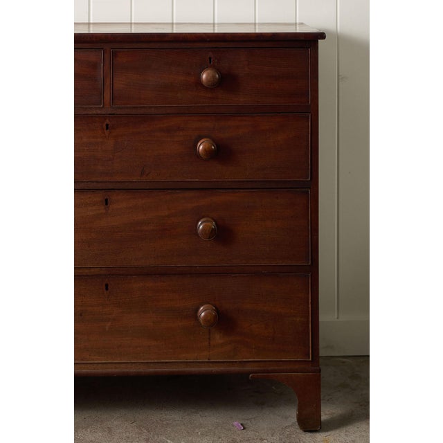 Brown Victorian Two Over Three Mahogany Chest of Drawers (C. 1860) For Sale - Image 8 of 10