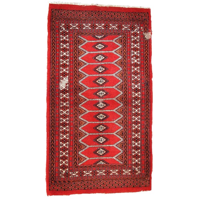 1960s Handmade Vintage Pakistani Lahore Distressed Rug 2.6' X 4.7' For Sale - Image 9 of 9
