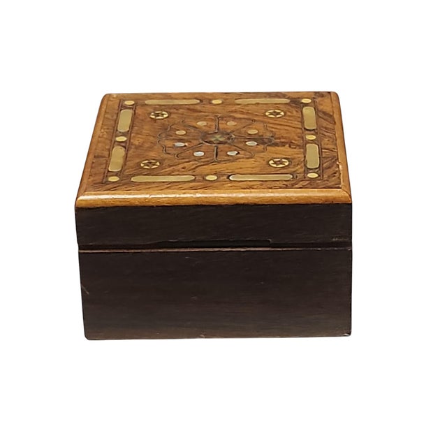 English Early 20th Century Rosewood Mother of Pearl Ring Box For Sale - Image 3 of 5