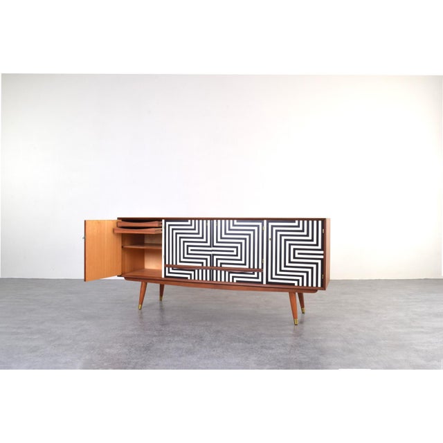 1960s Mid-Century Modern Op-Art Hand-Painted Sideboard from Sven Andersen Møbelfabrik, 1960s For Sale - Image 5 of 18