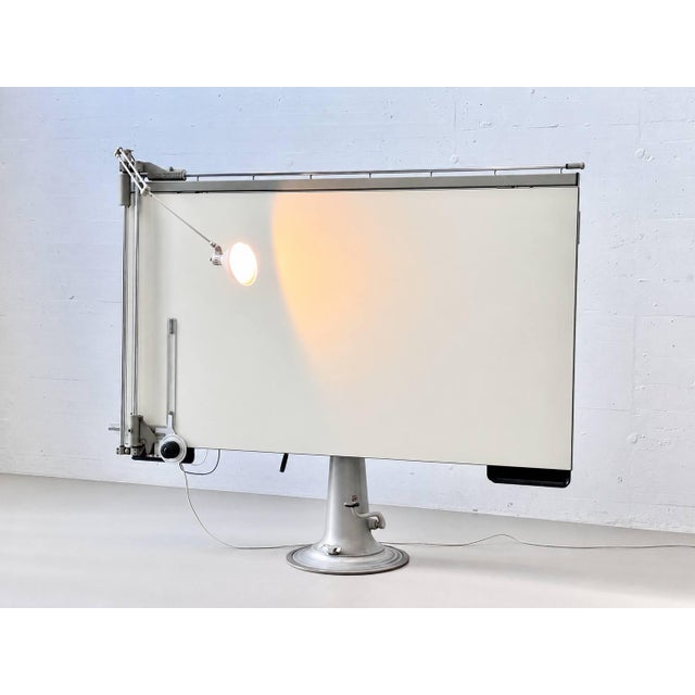 Hydraulic Height-Adjustable Table with Integrated Work Light from Nike Eskilstuna, Sweden, 1950s For Sale - Image 6 of 18