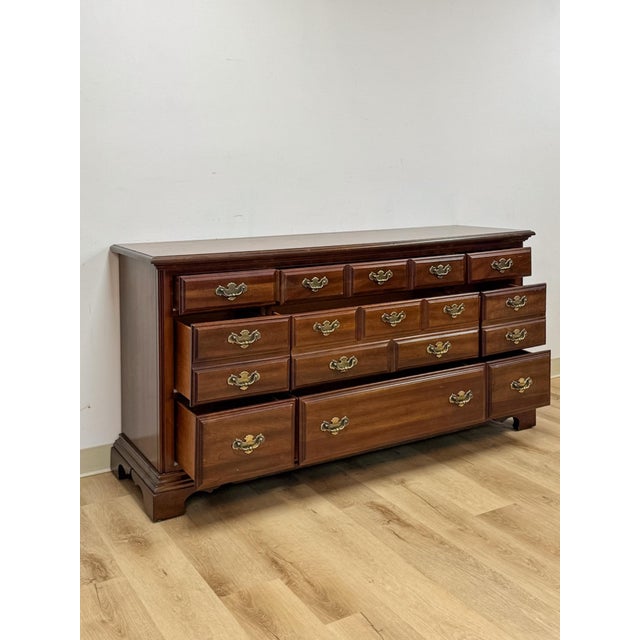 Vintage Dresser American Drew Nine Drawer Lowboy Traditional Brass Hardware For Sale - Image 15 of 18
