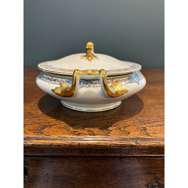 Victorian Late 19th Century French Limoges Martial Redon Porcelain Covered Tureen For Sale - Image 3 of 9
