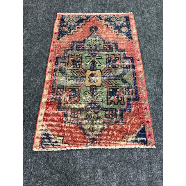 Turkish Yastik Rug 1'8" x 2'8" For Sale - Image 4 of 5