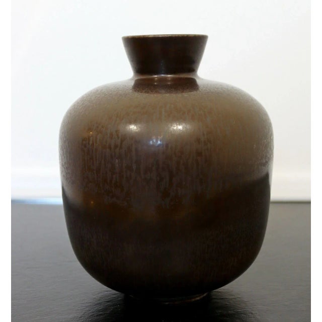 Mid-Century Modern Mid Century Modern Ceramic Bowl Vase Signed Berndt Friberg Gray Hare Glaze 1960s For Sale - Image 3 of 6