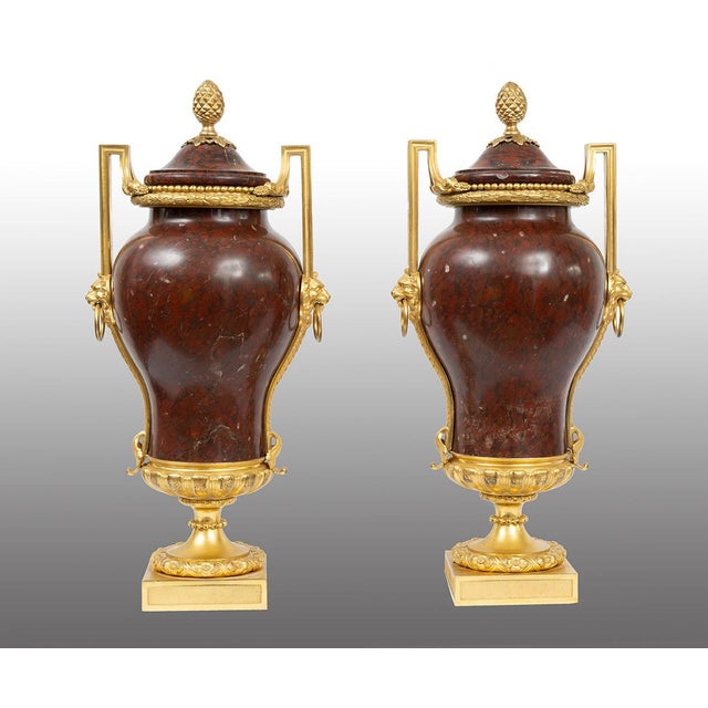 Large 19th Century Napoleon III Vases in Red Griotte Marble and Gilded Bronze, France, Set of 2 For Sale - Image 4 of 4