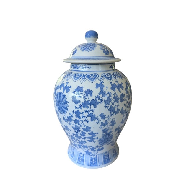 *" Please Read Entire Description** Vintage Chinoiserie Blue and White Ceramic Ginger Jar Chinese lettering on bottom of...