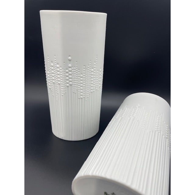 Vintage 1970s Rosenthal White Vases Signed by Tapio Wirkala - a Pair For Sale In Atlanta - Image 6 of 9