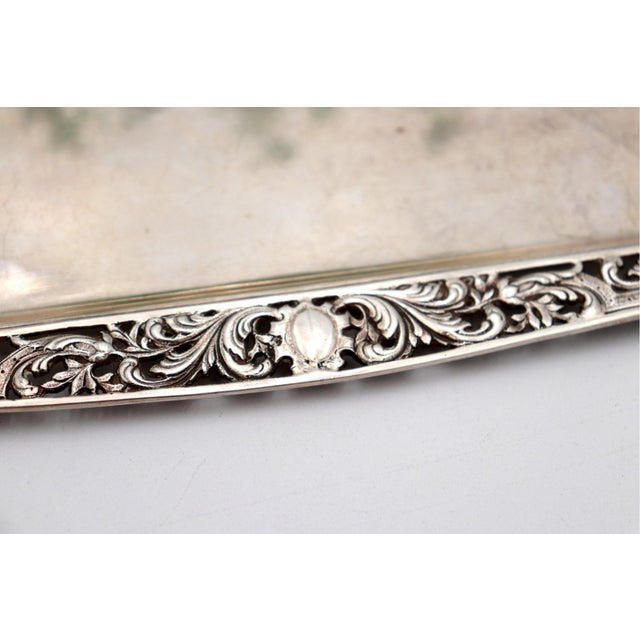 Silver Tray with Reliefs and Cutouts, in Good conditions. Designed 1920 to 1949