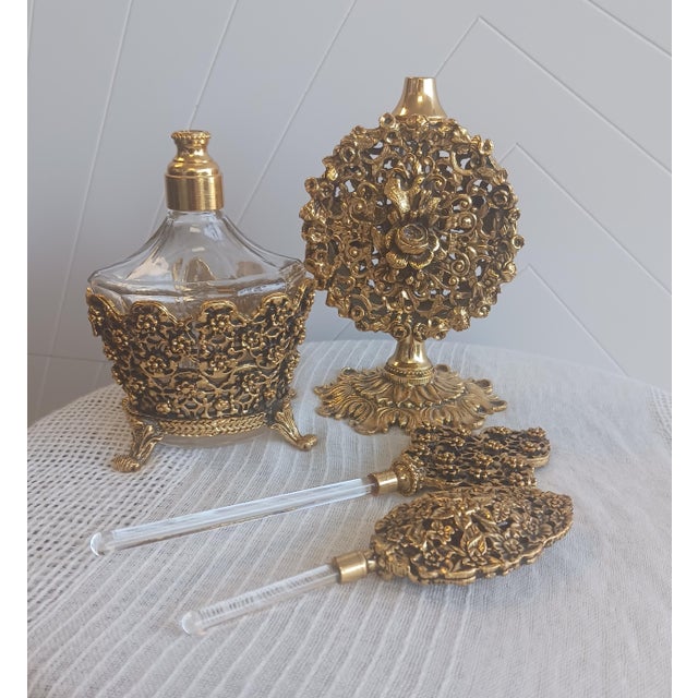 ​This exceptional 3-piece vanity suite by Stylebuilt N.Y. represents the height of Hollywood Regency luxury. Authenticated...