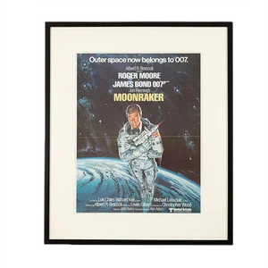 Moonraker, Roger Moore