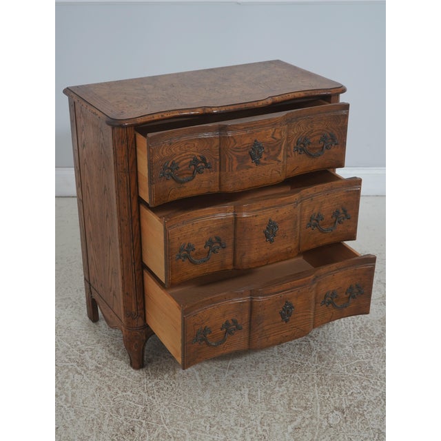 French Baker Burl Wood & Oak Louis XV Style Commode Chest For Sale - Image 3 of 17