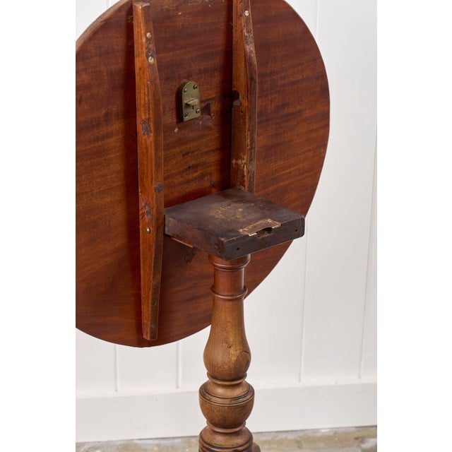 Wood 18th Century Georgian Mahogany Tilt Top 25.5" Round Table For Sale - Image 7 of 9