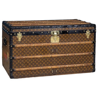 Antique 20th Century Courier Trunk in Monogram Canvas from Louis Vuitton, France, 1910s For Sale