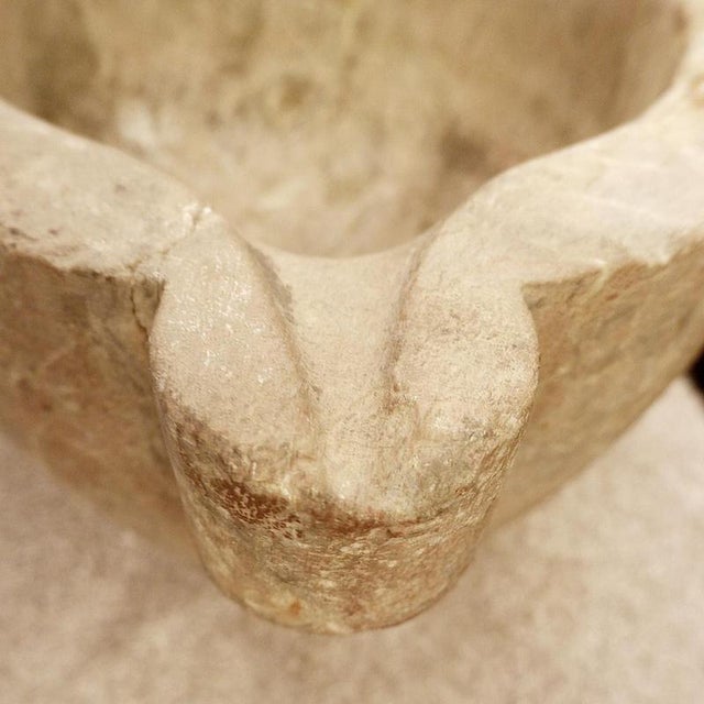 Large 19th Century Mortar in Saint Rémy Marble For Sale - Image 13 of 15