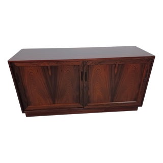 Restored and Refinished Danish Rosewood Sideboard Cabinet, 1970s For Sale
