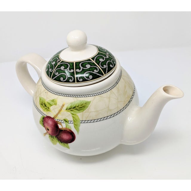 This Vine Arthur Wood Teapot Is A Clic Exle Of Americana With Red Two Les