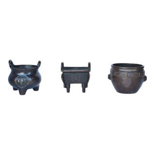 Late 20th Century Chinese Mini Bronze Censers Set of 3 Incense Burners For Sale