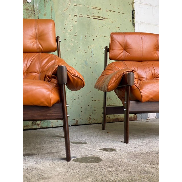 Percival Lafer Lounge Chairs Modell MP-41 in Cognac Leder by Percival Lafer, Brazil, 1960s, Set of 2 For Sale - Image 4 of 16