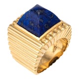 Late 20th Century 70s Tiffany & Co Sugarloaf Lapis Lazuli Ring 18k Yellow Gold Sz 5 Square Ridged For Sale