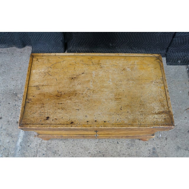 Primitive Antique Early American Painted Oak Blanket Trunk Chest Coffee Table For Sale - Image 6 of 18