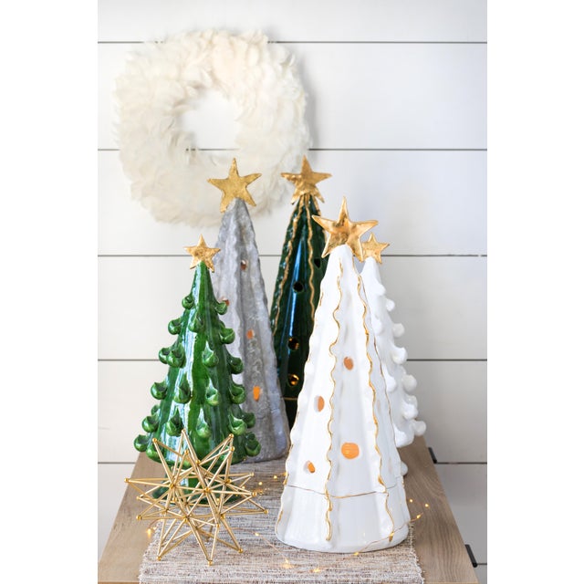 Illustrated with quality craftsmanship and attention to detail, maestro artisan Stefano Roselli recreates the Italian...