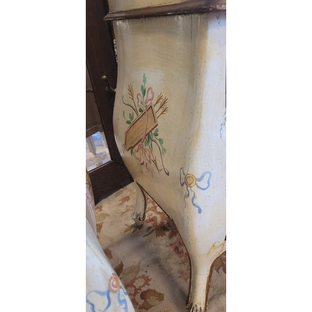 1930s Venetian Style Display Cabinet For Sale - Image 10 of 16