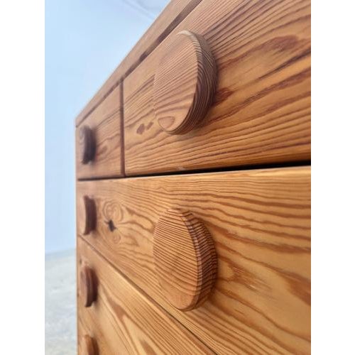 Pine Wood Chest of Drawers with Round Handles For Sale - Image 6 of 11
