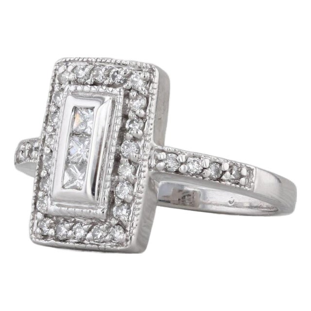 0.35ctw Diamond Halo Ring 14k White Gold Size 7 For Sale