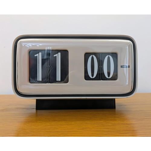 Iconic vintage solari udine cifra 5 flip clock. First series, in excellent condition! authentic electromechanical flip...