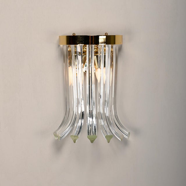 Novaresi Wall Lamp in Brass and Crystal Glass by Novaresi, Italy, 1970s For Sale - Image 4 of 11