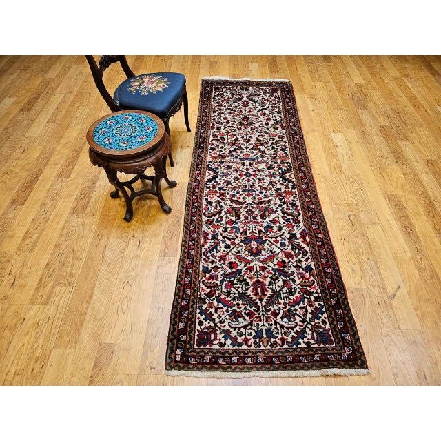 1900 - 1909 Vintage Persian Heriz Runner Rug, Hand-Knotted Wool, Allover Geometric Pattern, Ivory & Red, 3x9 For Sale - Image 5 of 14