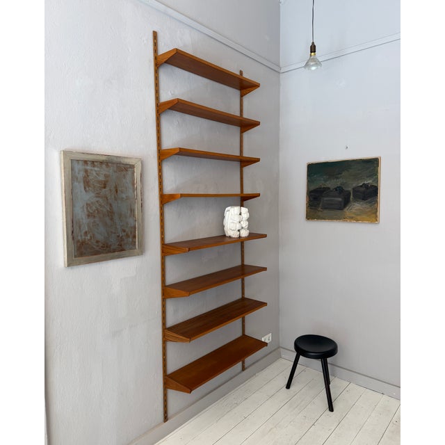 Mid-Century Modern Danish Teak Wall Shelving System by Kai Kristiansen for FM Møbler, 1965 For Sale - Image 9 of 11