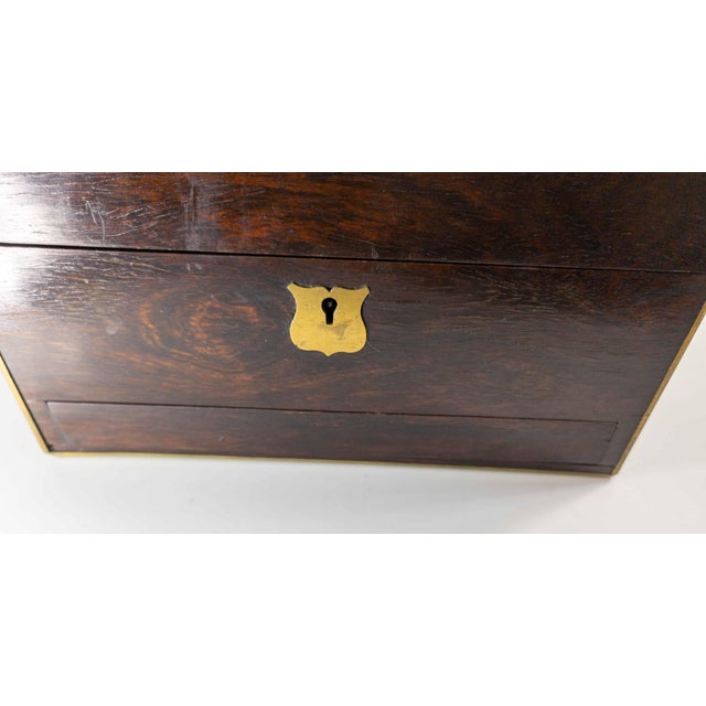 19th Century English Rosewood Veneer Traveling Vanity Case Box For Sale - Image 10 of 18