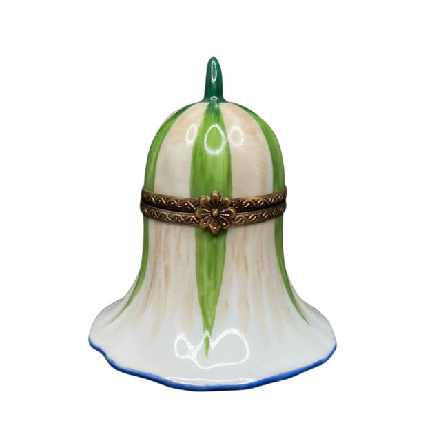 3" Tall 2..2" Wide Experience the elegance and charm of our Limoges Bellflower Box! Made with exquisite detail, this box...
