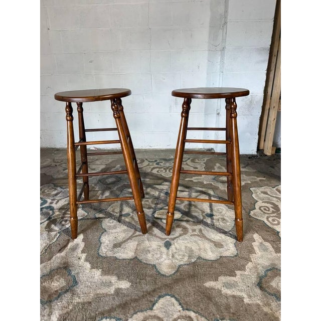 Vintage Early American Shaker Style Oak Wood Bar Stools. Set of 5 For Sale - Image 4 of 12