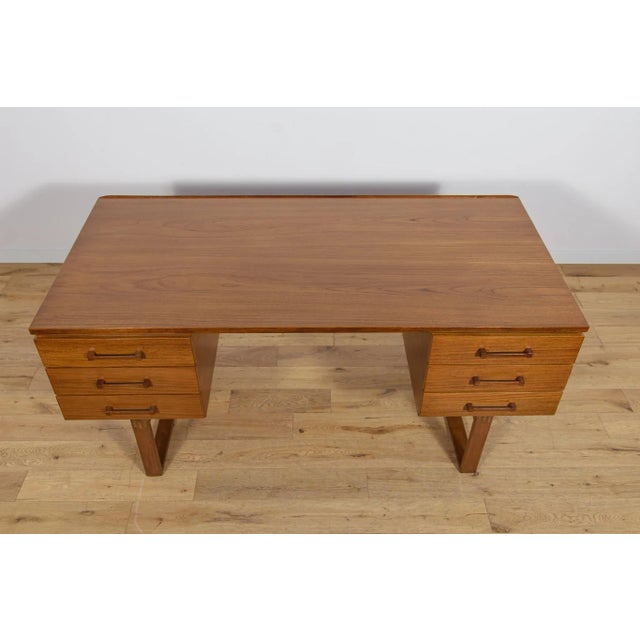 1960s Mid-Century Teak Freestanding Desk by Torben Valeur & Henning Jensen for Dyrlund, Denmark, 1960s For Sale - Image 5 of 18