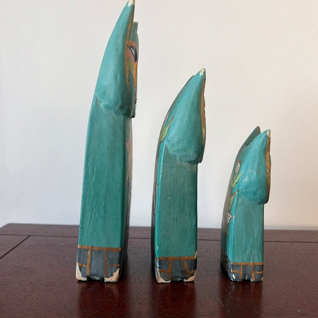 1980s Hand-Painted Wooden Cat Folk Art Figures – Set of 3 For Sale In New York - Image 6 of 9