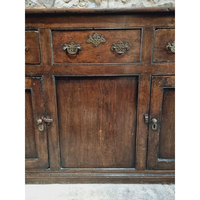 Georgian Chestnut Dresser or Sideboard, 18th Century For Sale - Image 11 of 17