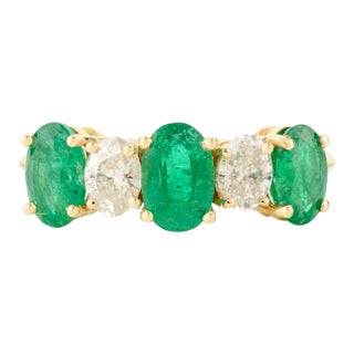 Modern Emerald Diamond Alternative Wedding Band Size 6.5 For Sale