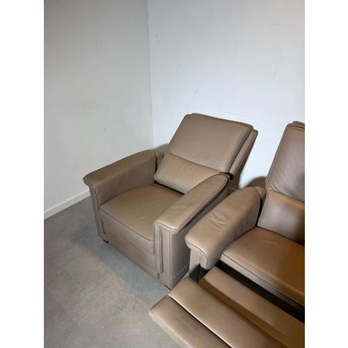 Electric Relax Chairs in Taupe Leather, Set of 2 For Sale - Image 3 of 8