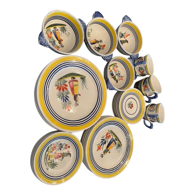 1950s Mid-Century Modern Henriot Quimper Breton Folk Dinnerware Collection - 33 Piece Set For Sale