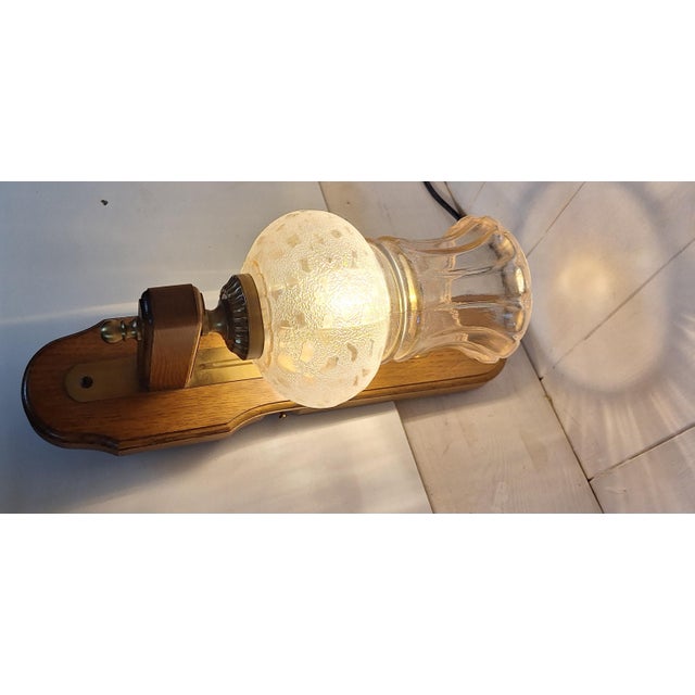 1980s German Rustic Oak Wall Lamp with Brass Mounting and Lightly Tinted Glass Shade from Wortmann & Fitz, 1980s For Sale - Image 5 of 8