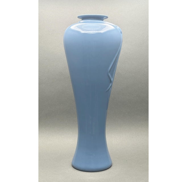 Minimalism Vintage 1990’s Haeger 4403 Light Blue Ceramic Vase With Ribbon Motif For Sale - Image 3 of 8