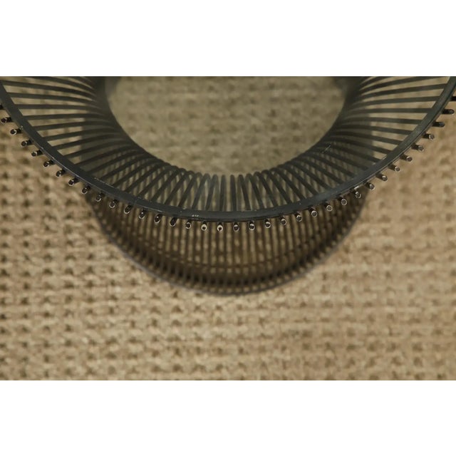 Warren Platner for Knoll International Wire Side Table, Circa 1970s For Sale In Los Angeles - Image 6 of 15