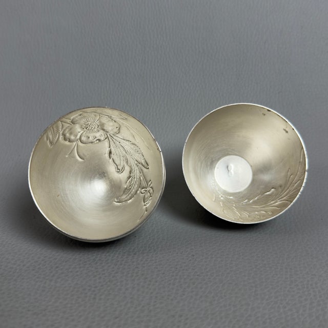800 Silver Egg Engraved Jewelry Container For Sale - Image 6 of 11