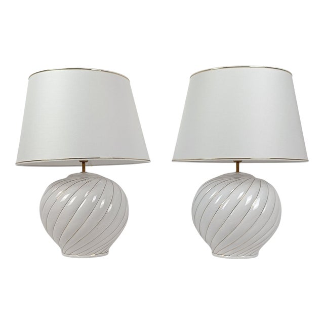 Table Lamps in White and Gold Glazed Ribbed Ceramic by Tommaso Barbis, 1970s, Set of 2 For Sale