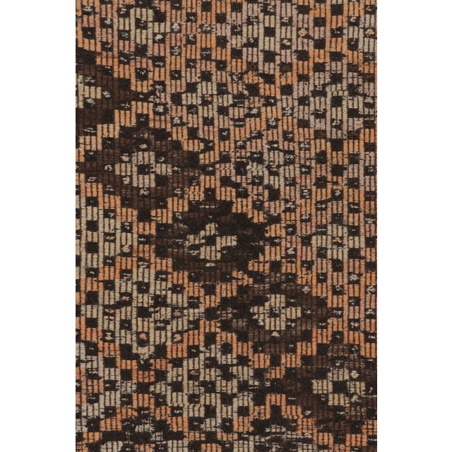 Traditional Vintage Turkish Kilim Runner With Diamond Lattice Geometry - Rug & Kilim For Sale - Image 3 of 10