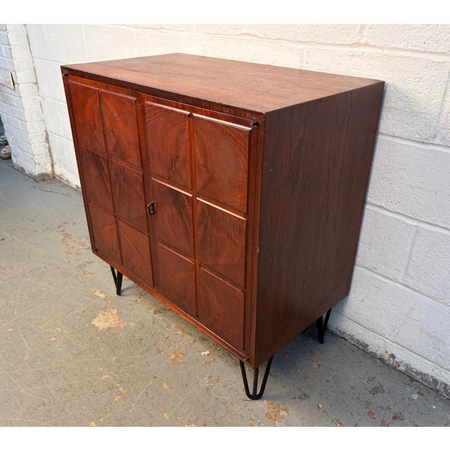 Mid 20th Century Modern Burled Walnut Cabinets on Hairpin Legs, A Pair For Sale - Image 10 of 14